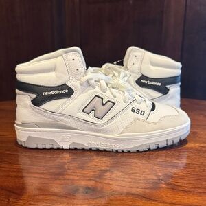 New Balance Men’s 650R White and Black Sneakers